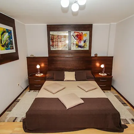 Gabriela Apartment *